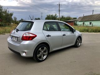 Toyota Auris foto 4