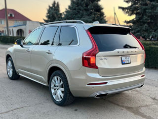 Volvo XC90 foto 8