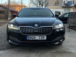 Skoda Superb foto 3