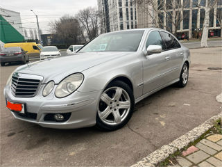 Mercedes E-Class foto 2