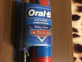 Детская зубная авто щетка   Oral -  B -  Kids  Battery  Extra Soft  1 - toothbrush