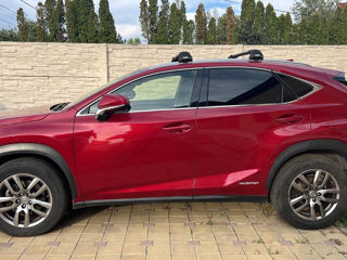 Lexus NX Series foto 2