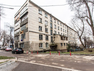 Apartament cu 2 camere, 35 m², Centru, Bălți foto 1