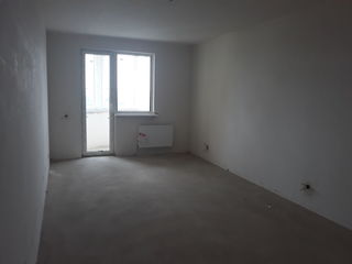 Vînzare urgentă.Botanica. Apartament cu trei odăi în casă nouă!!! foto 4