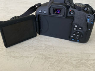 Фотоаппарат Canon EOS 800D foto 3
