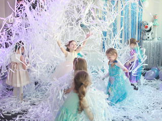 Frozen, Regatul de Gheață de la MagicParty. Anna și Elsa la Reduceri ACUM foto 5