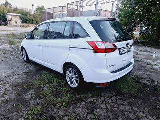 Ford Grand C-MAX foto 4