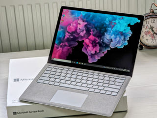 Microsoft Surface Laptop 2 (Core i5 8250u/8Gb Ram/256Gb SSD/13.5" 2K PixelSense Touch)