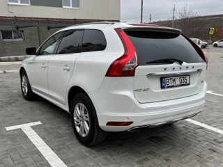 Volvo XC60 foto 7