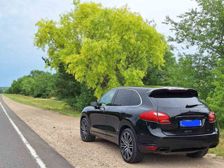 Porsche Cayenne foto 2