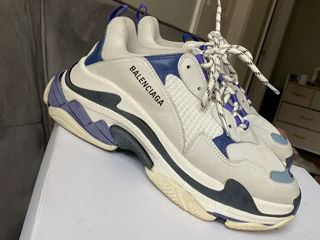 Balenciaga triple s