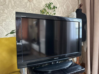 ТV Toshiba 32av703 foto 2