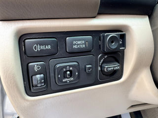 Toyota Land Cruiser фото 9
