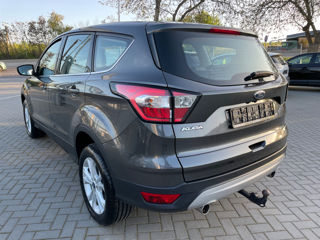 Ford Kuga foto 4