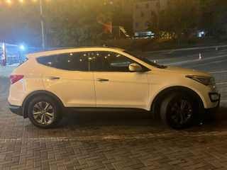 Hyundai Santa FE foto 1