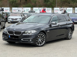 BMW 5 Series foto 4