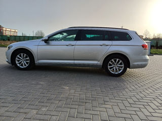 Volkswagen Passat foto 9