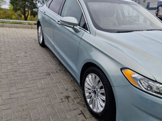 Ford Fusion foto 5