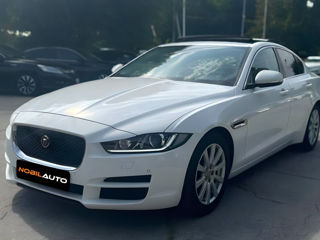 Jaguar XE foto 3