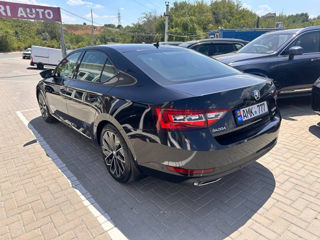 Skoda Superb foto 6