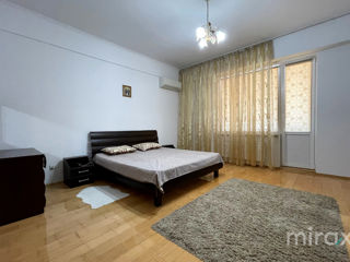 Apartament cu 3 camere, 132 m², Centru, Chișinău foto 8