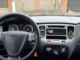 KIA Rio foto 5