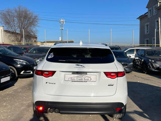 Jaguar F-PACE foto 6