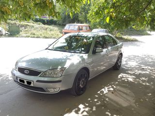 Ford Mondeo foto 5