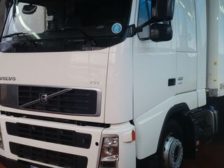 Volvo FH foto 3