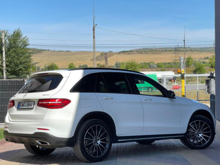 Mercedes GLC foto 4