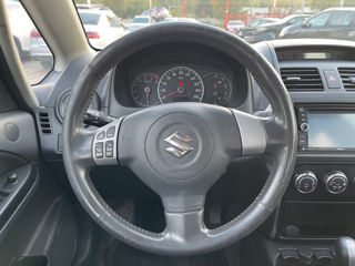 Suzuki SX4 foto 8