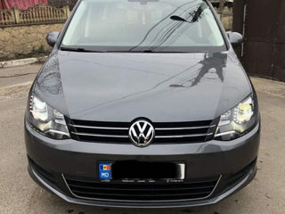 Volkswagen Sharan foto 3