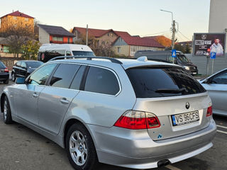 BMW 5 Series foto 3