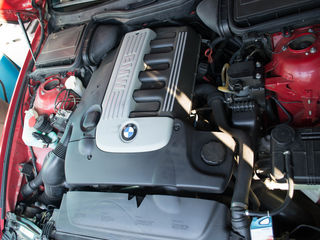 BMW 5 Series foto 9