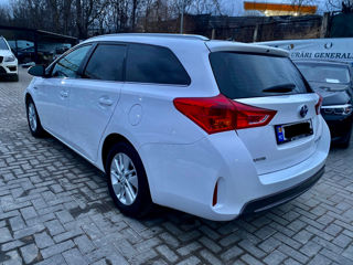 Toyota Auris foto 3