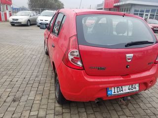 Dacia Sandero foto 3