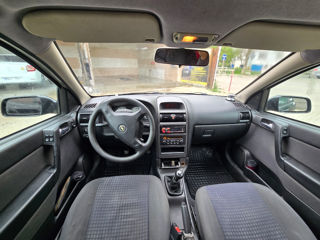 Opel Astra foto 6