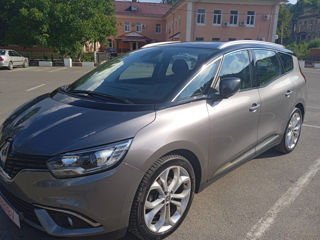 Renault Grand Scenic foto 2