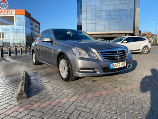 Mercedes E-Class foto 1