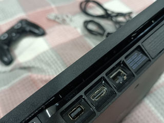 PS 4 Slim - идеальное состояние. foto 3