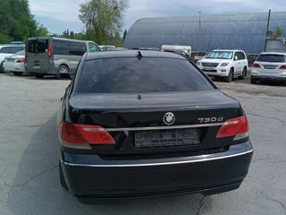 BMW 7 Series foto 3