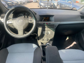 Opel Astra foto 8