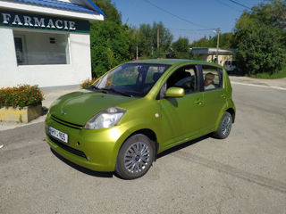 Daihatsu Sirion foto 2