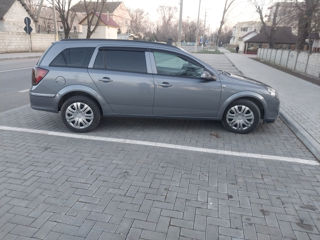 Opel Astra foto 2