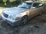 Mercedes E Class foto 1