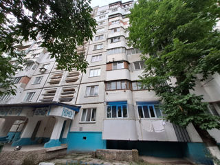 3-х комнатная квартира, 70 м², БАМ, Бельцы