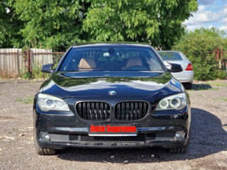 BMW 7 Series foto 2