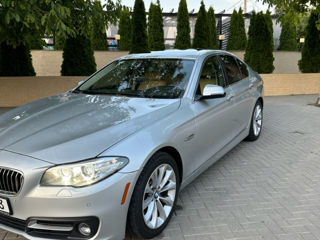 BMW 5 Series foto 9