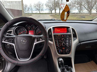 Opel Astra foto 9