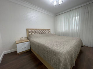 Apartament cu 2 camere, 57 m², Centru, Chișinău foto 4